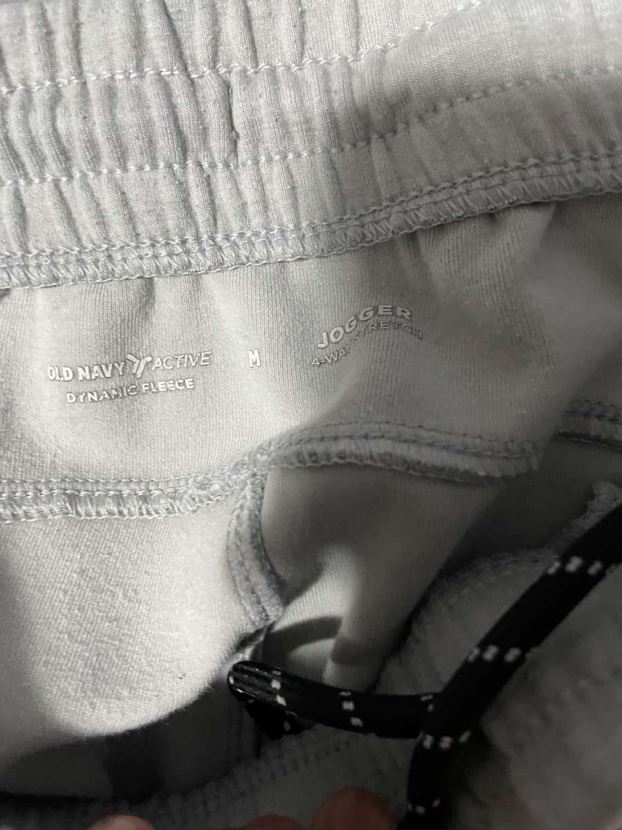 old navy black and white pants medium size