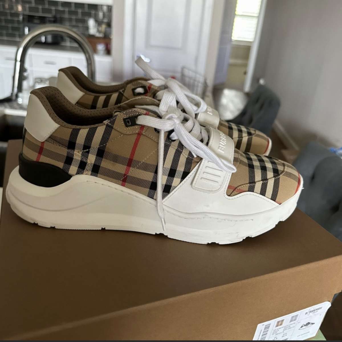 BURBERRY SNEAKS CASHAPP ONLY COME MONEY READY
