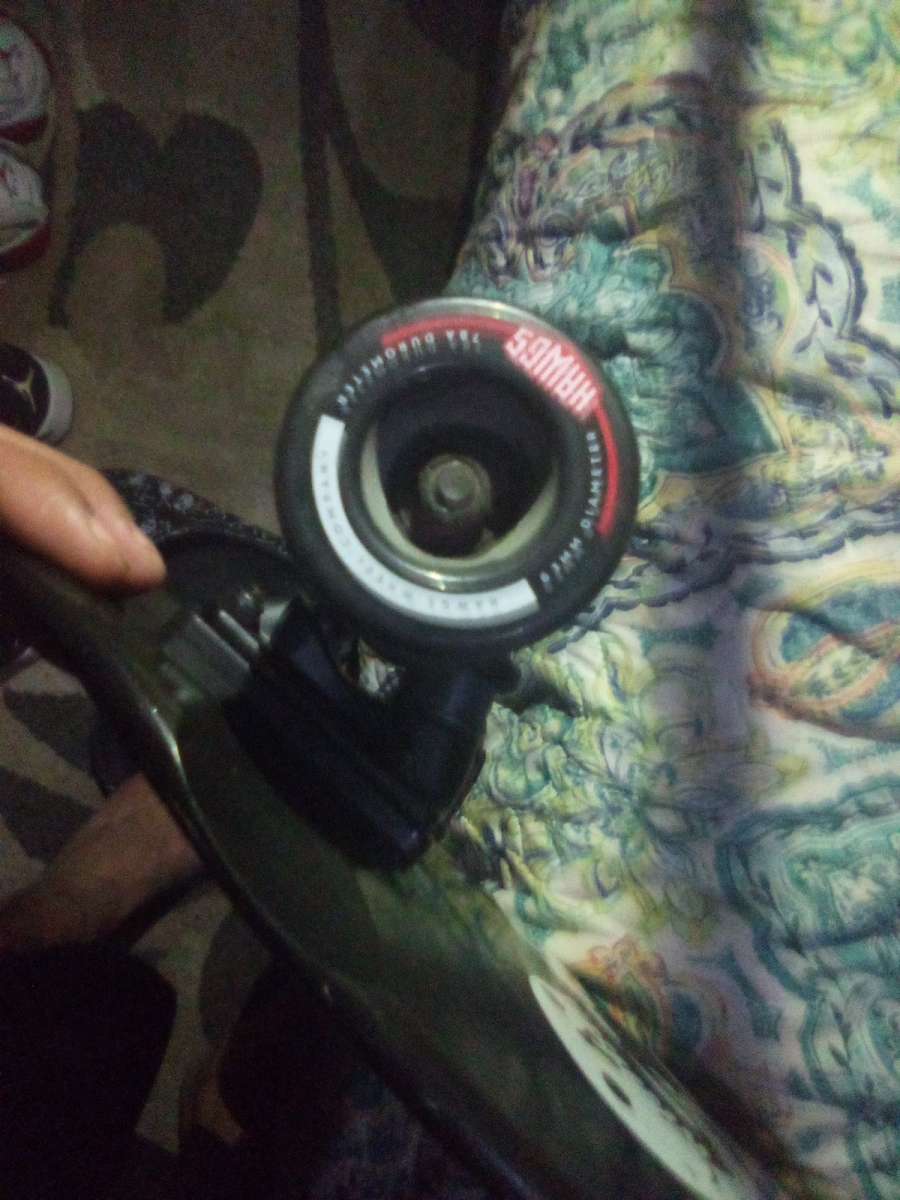 landyachtz skateboard