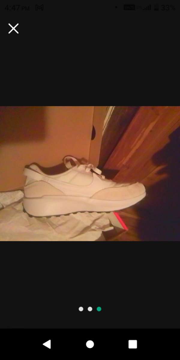 Womans Nike Sneakers