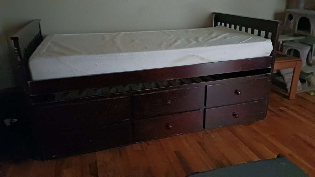 Trundle Bed