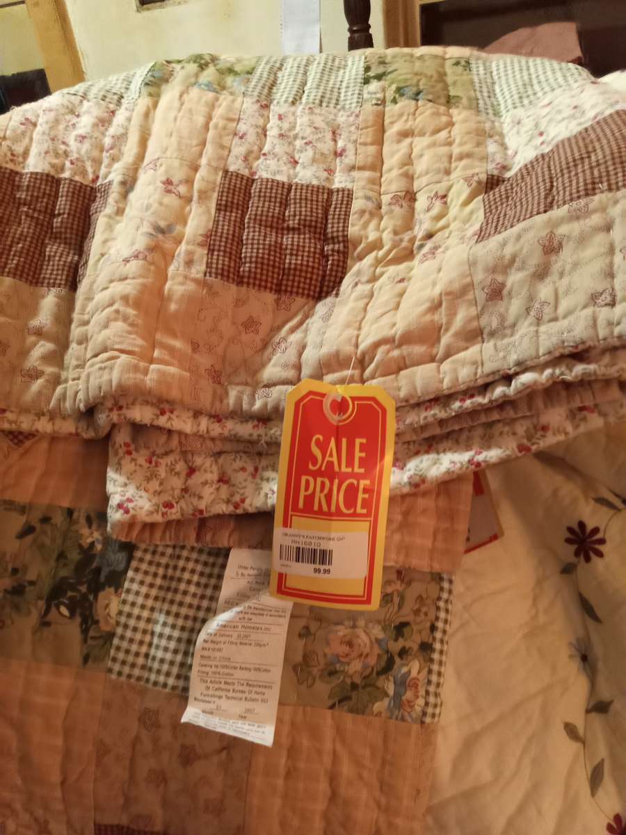 handmade Dolly parton quilts brandnew