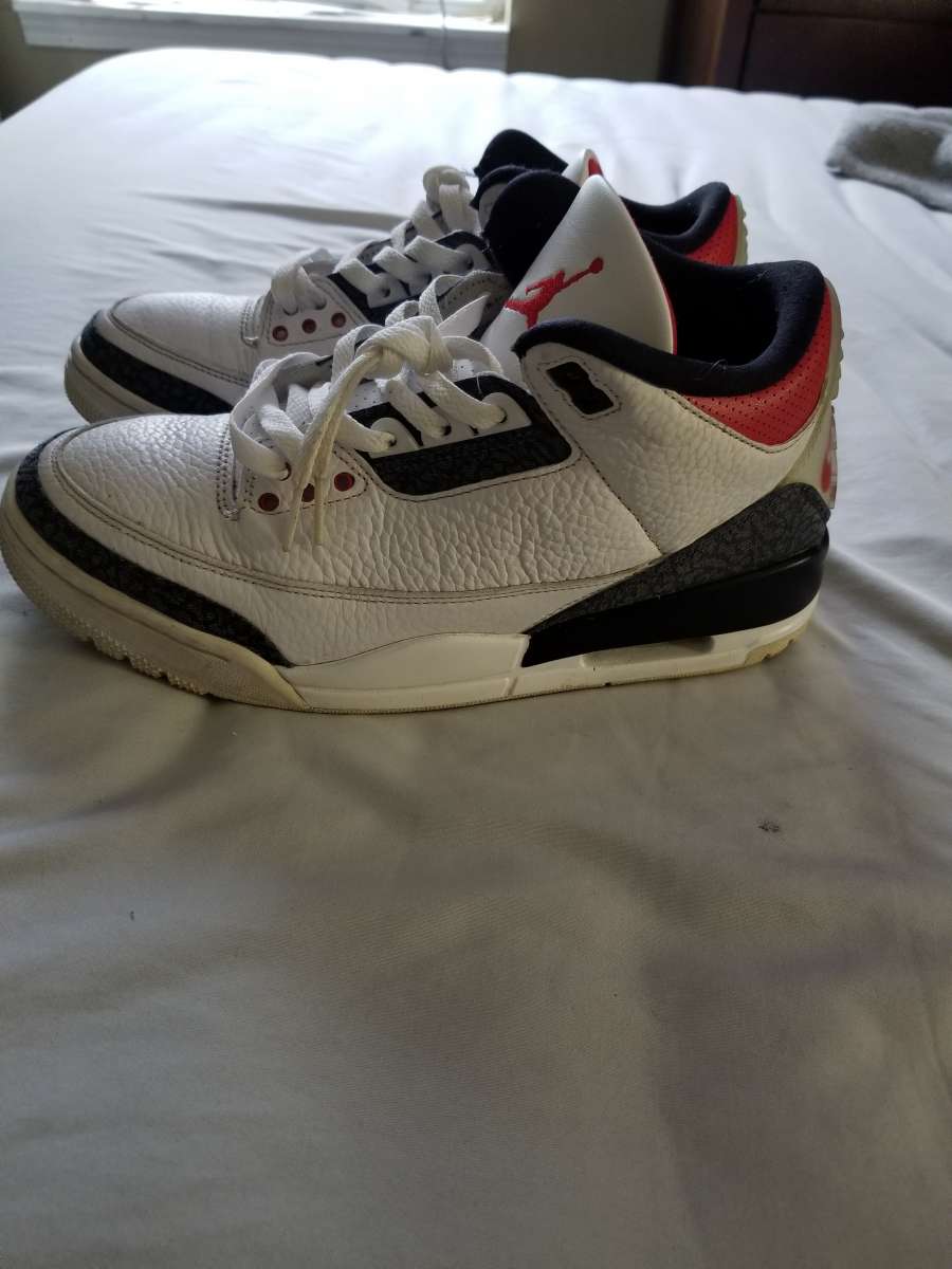 Air Jordan Retro 3s