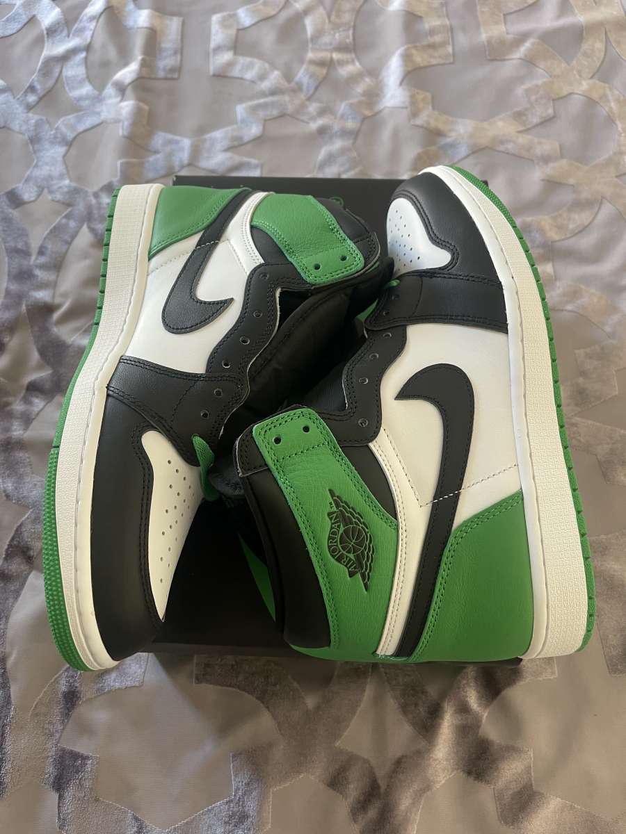 Air Jordan 1  Retro High OG