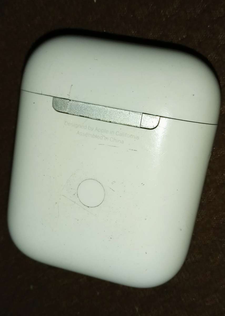apple AirPods 1st generation