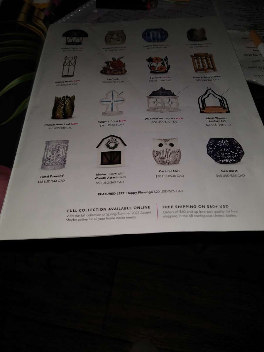 Sammi pot and wallhug