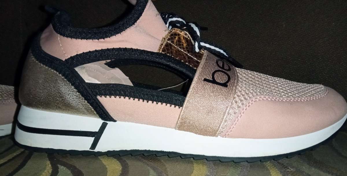 womens pink bebe shoes