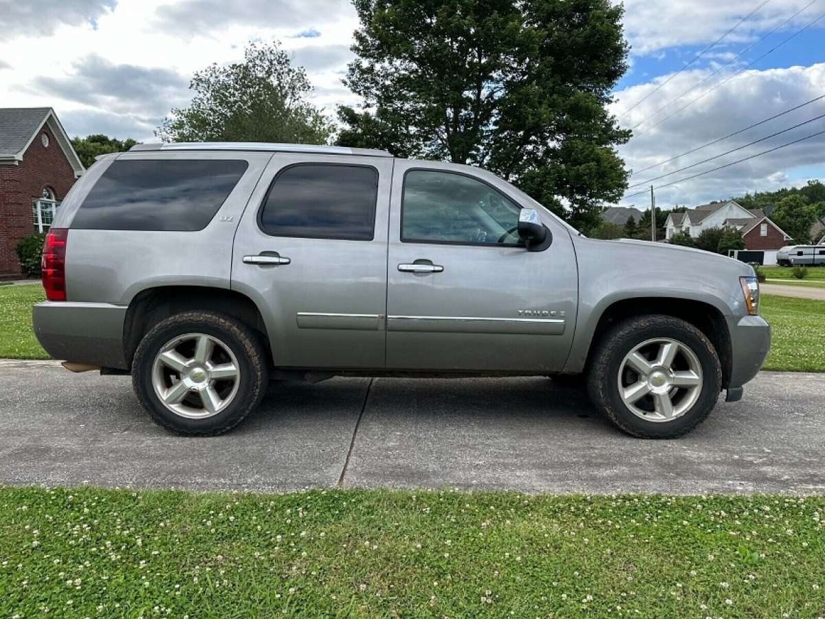 2009 Chevy Tahoe LTZ 4WD