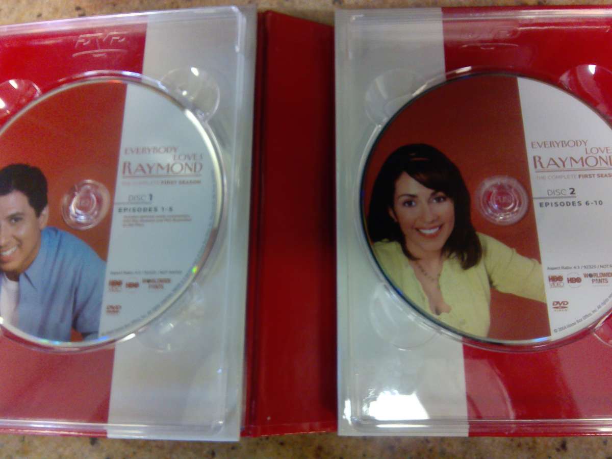 Everybody Loves Raymond Complete First Season  DVD