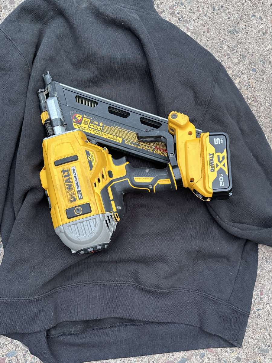 Dewalt Nail power tool