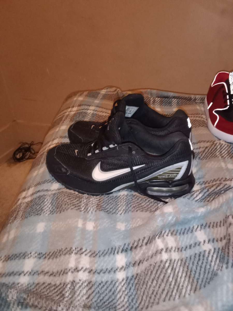 Air max torch 3 size 9