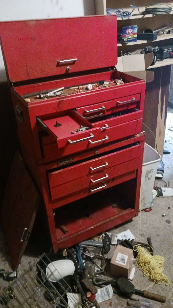 toolbox air compressor with 50 ft hose generator chainsaw