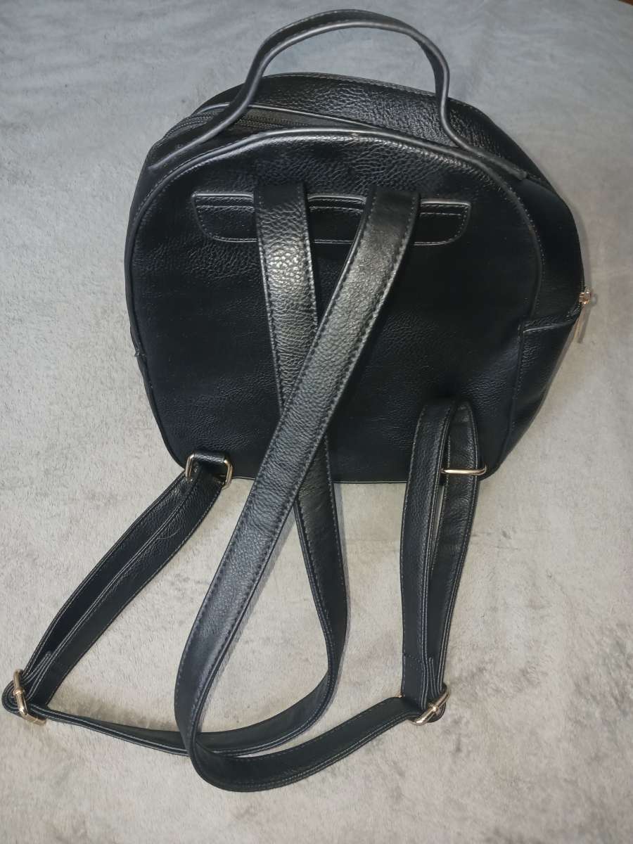 BlackBrown Bear Babe Design Leather Backpack