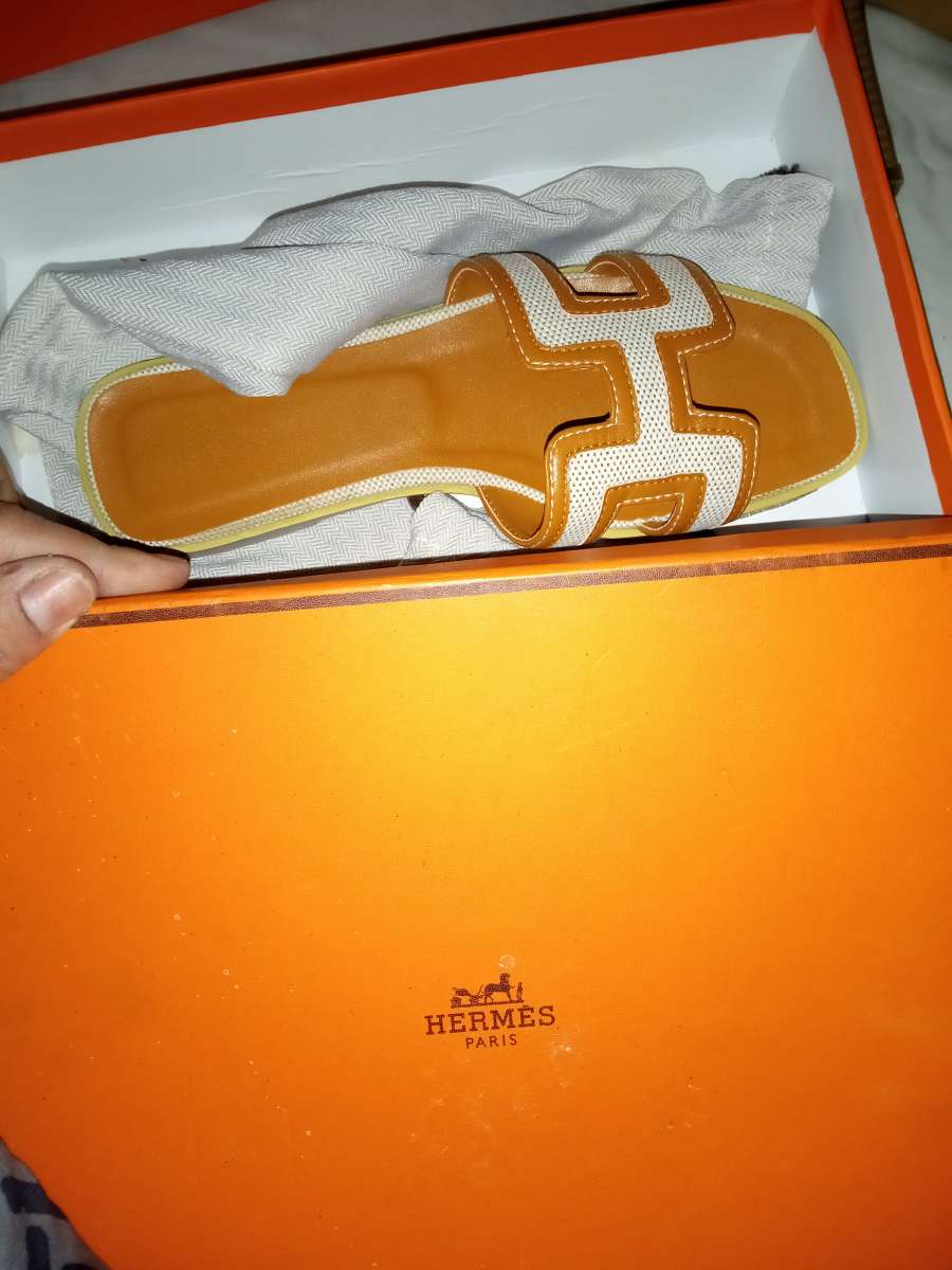 Hermes sandals