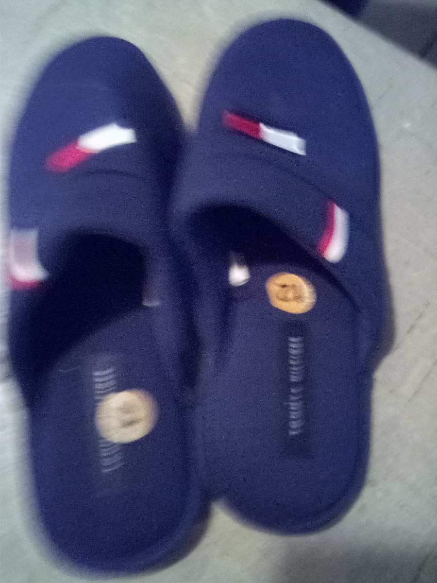 Canto slippers for men to size 12