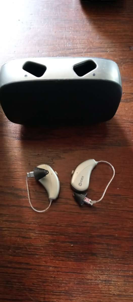 2 Hearing aids smart phone control both ears