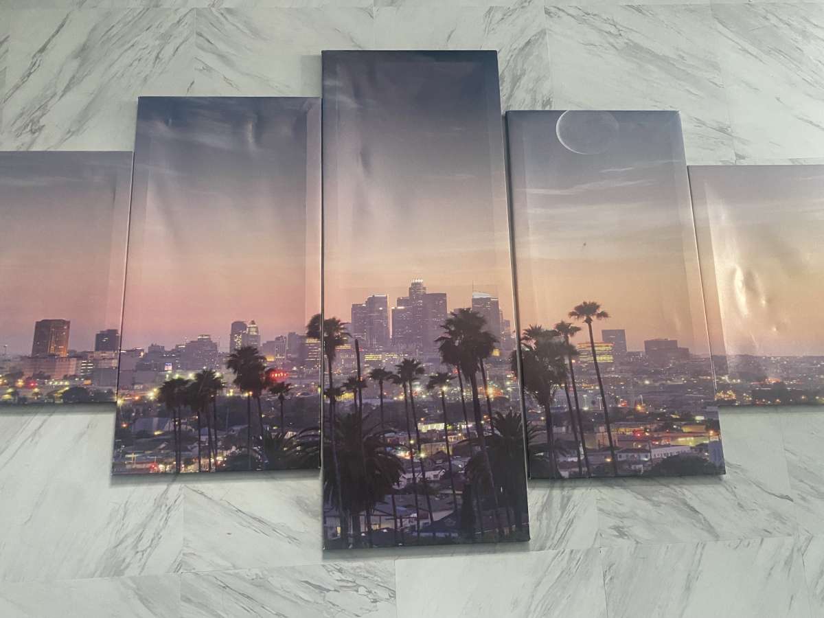 skyscrape of Los Angeles California