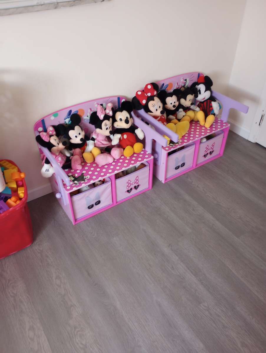 two bedroom apartment everything must go 2000