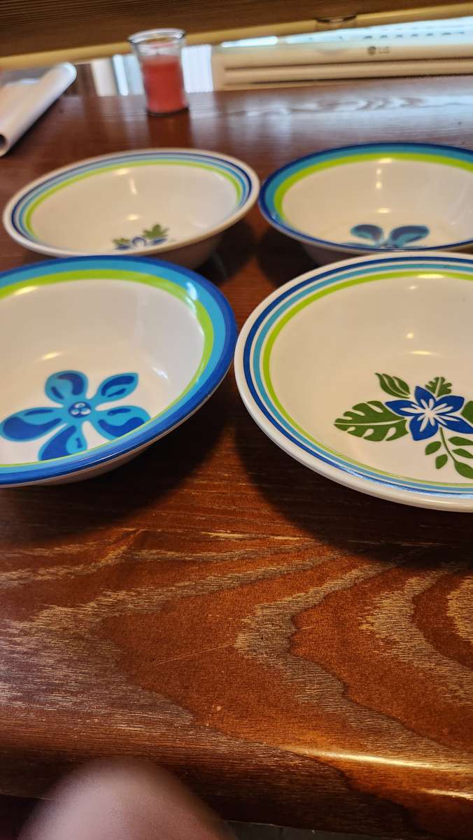 set Of 4 flower bowls