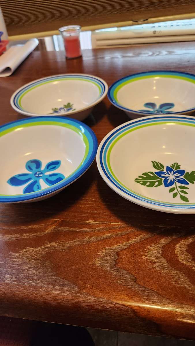 set Of 4 flower bowls