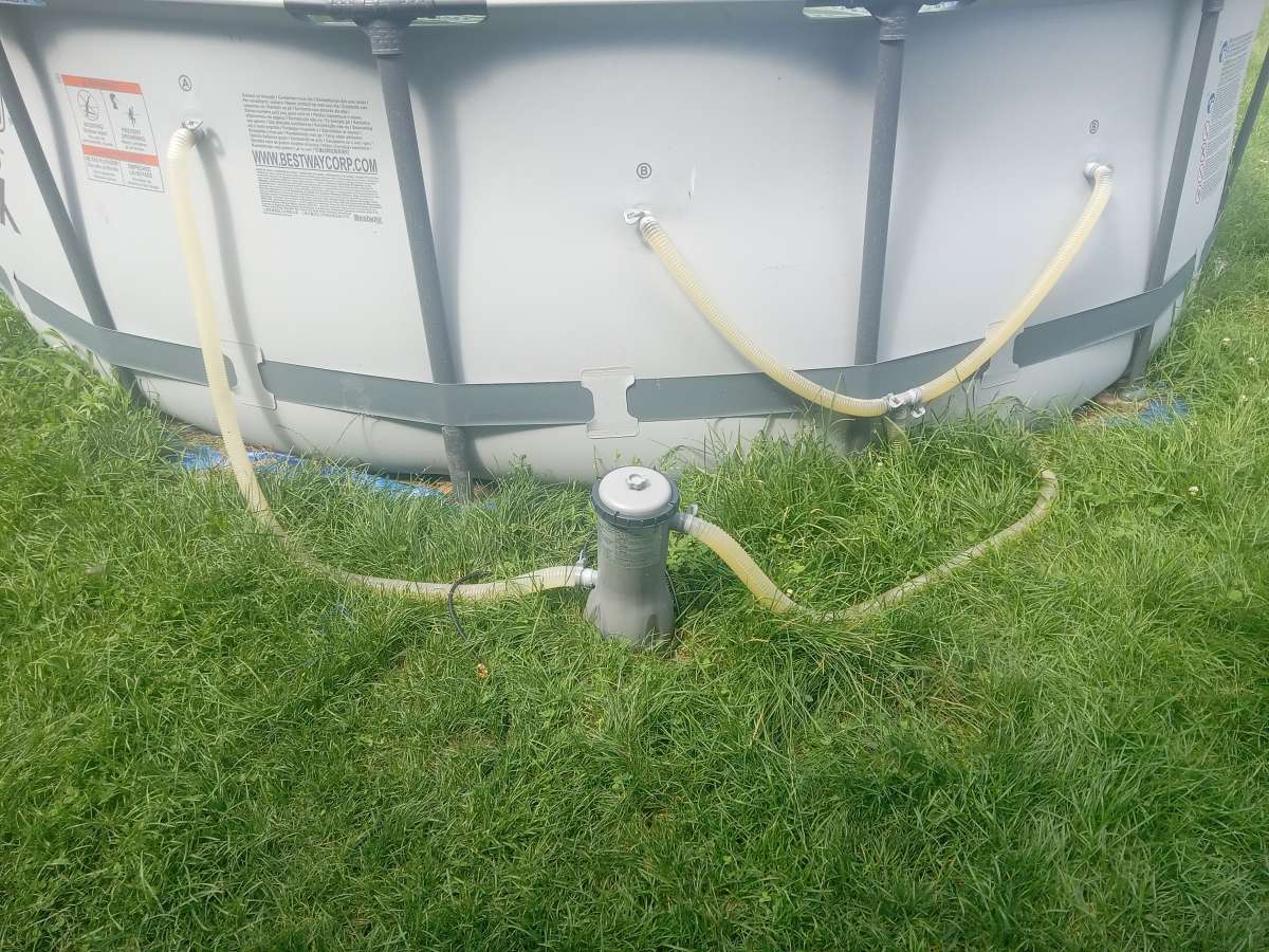 bestway swimming pool with pump