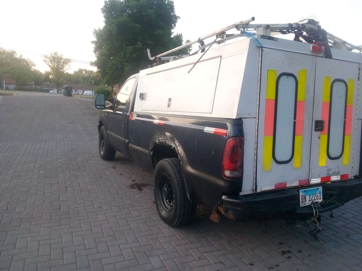 Ford 250 2004 145 mil millas en buenas condiciones