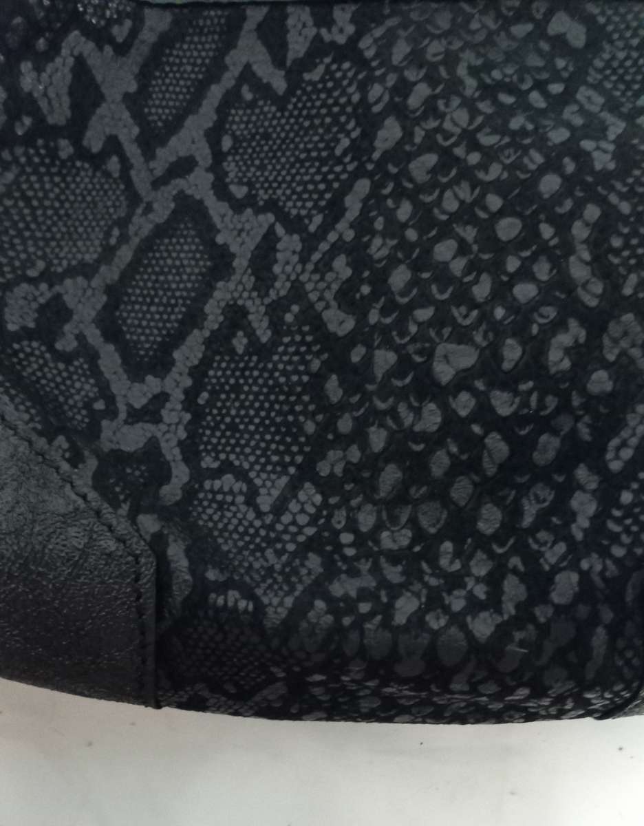 Genuine leather purse and matching wallet set