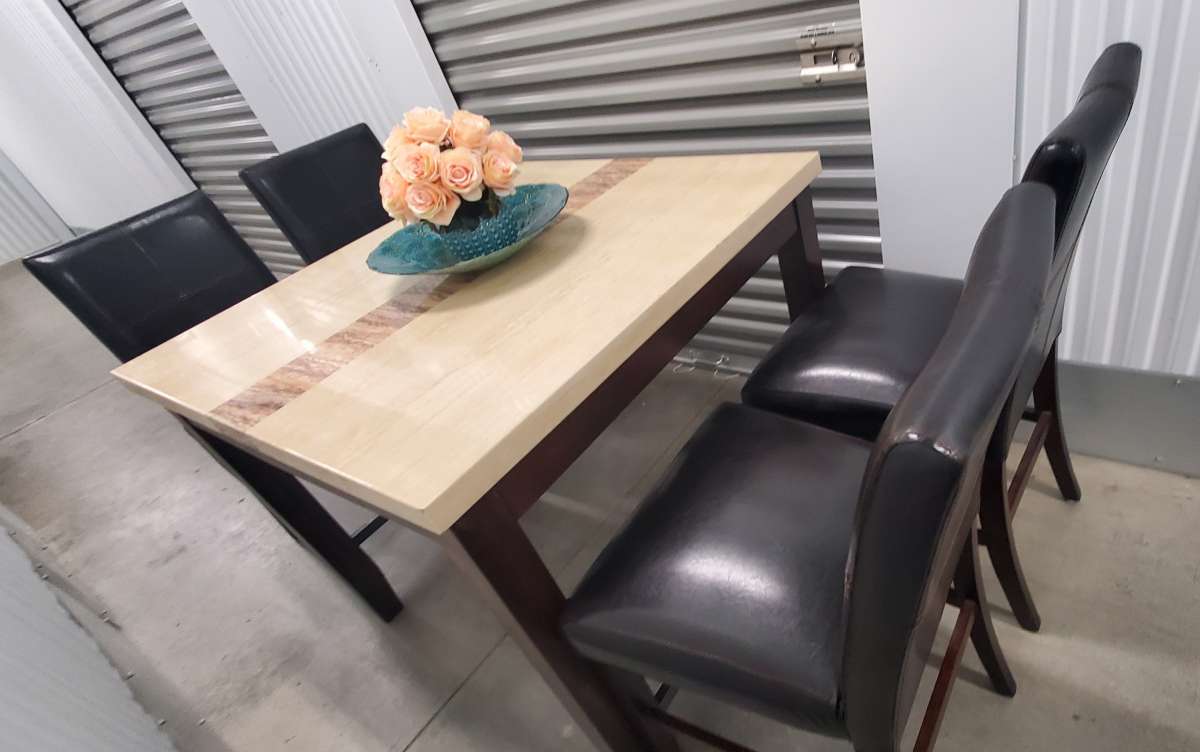 Dining set