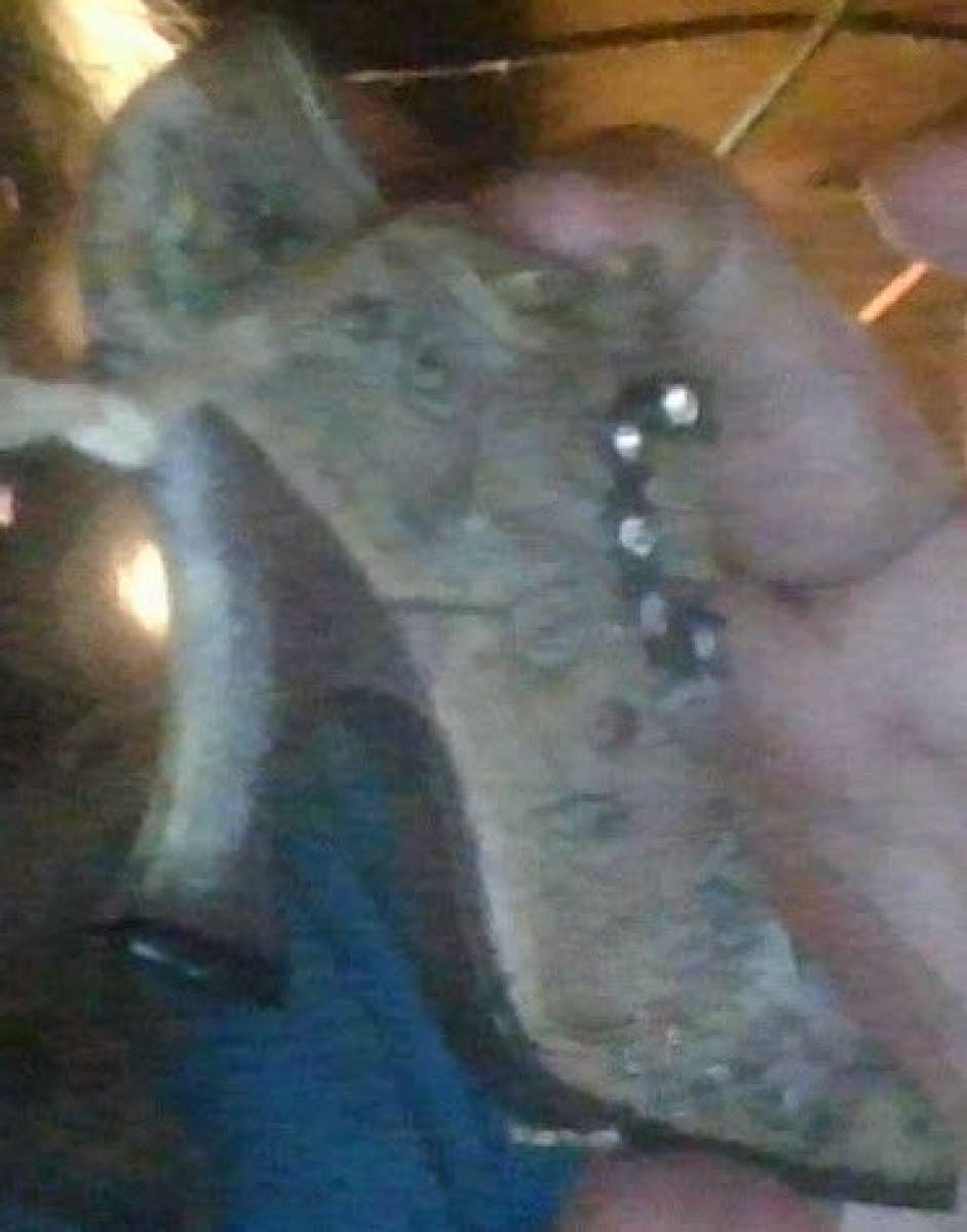 GLASS WOMENS GLADSS SHOE TREE ORDIMENT