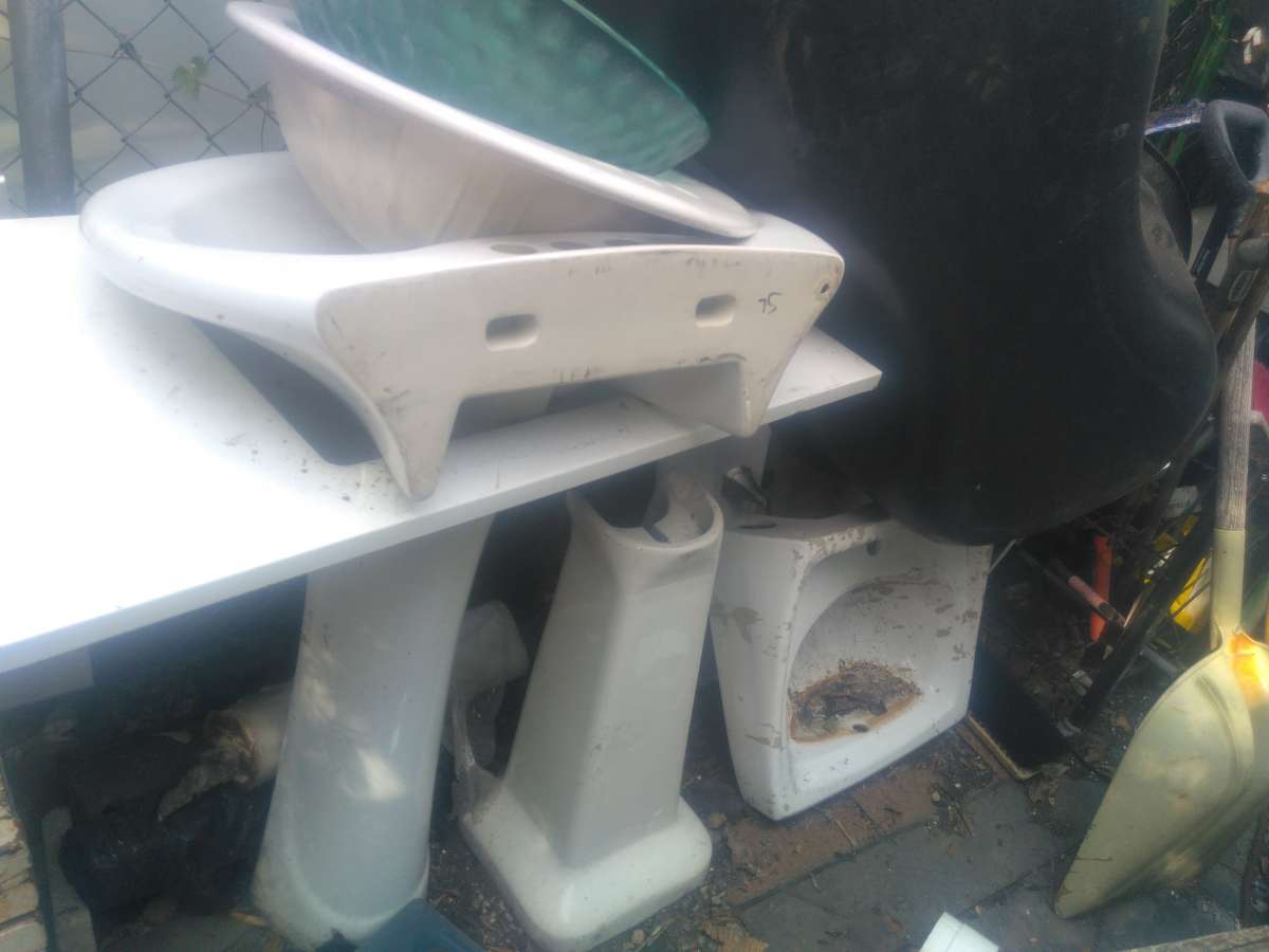 sinks and pedestal