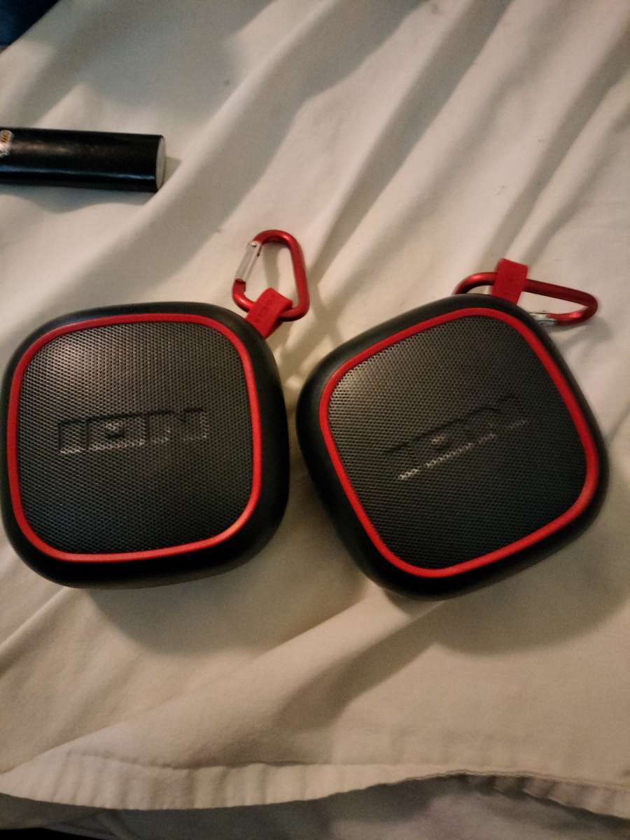 ion magnet rocker Bluetooth speakers