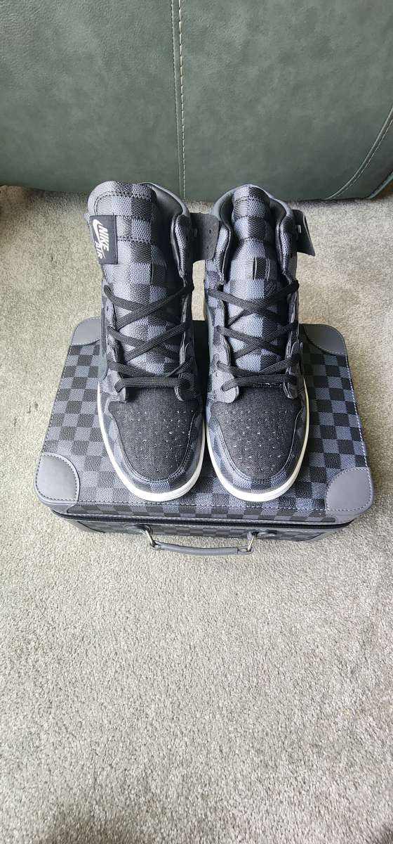 Louis Vuitton Sneakers