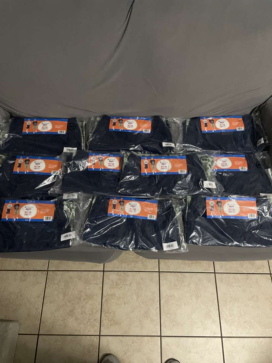 NEW MEMBER MARK 2 PACK BOYS WOVEN SHORTS SIZES1012 8 EACH ON