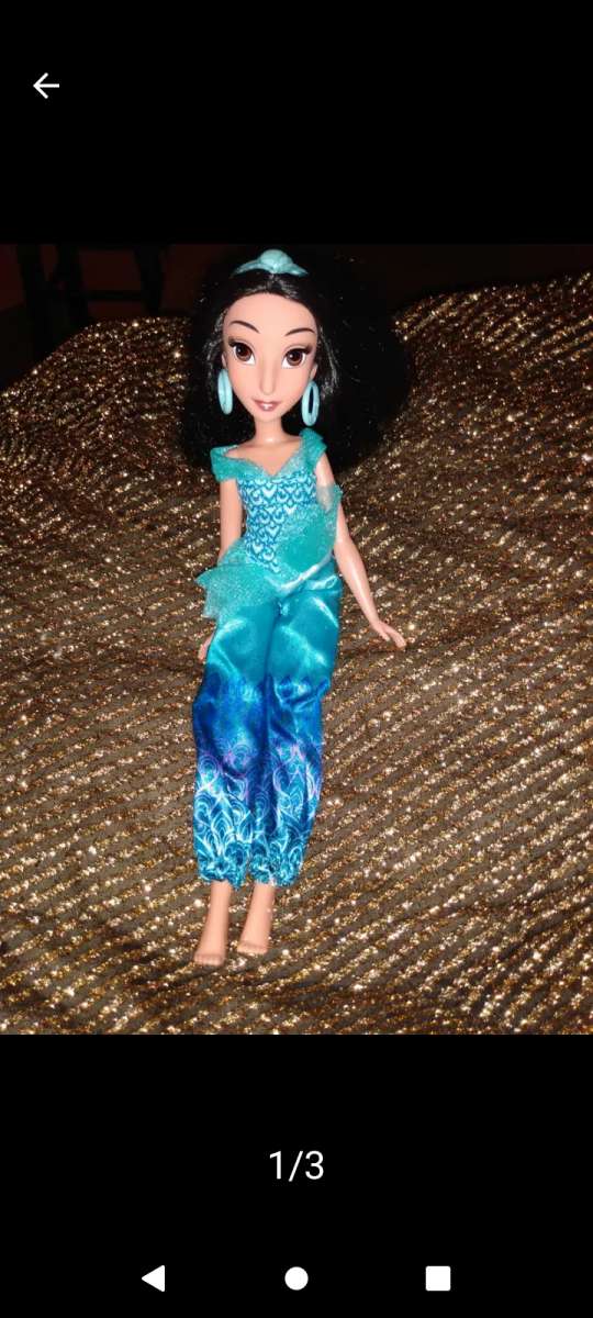 princess Jasmin Barbie doll