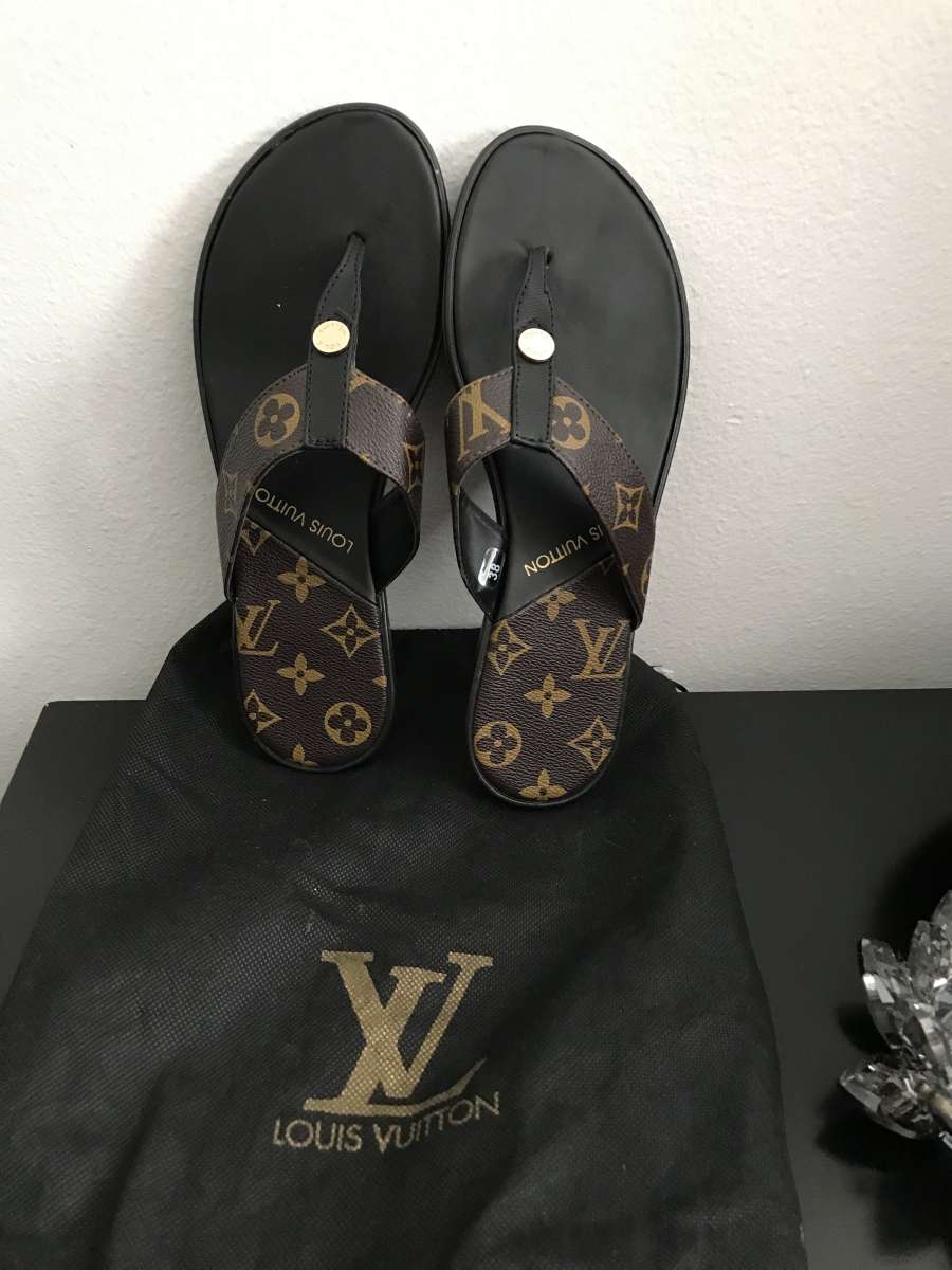 sandal