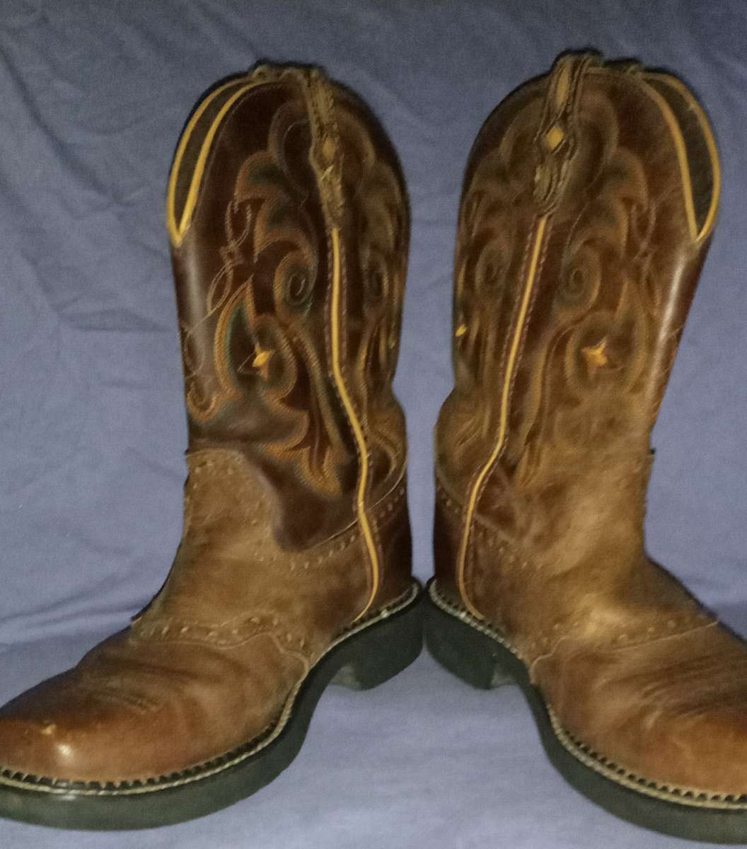womens cowgirl boots