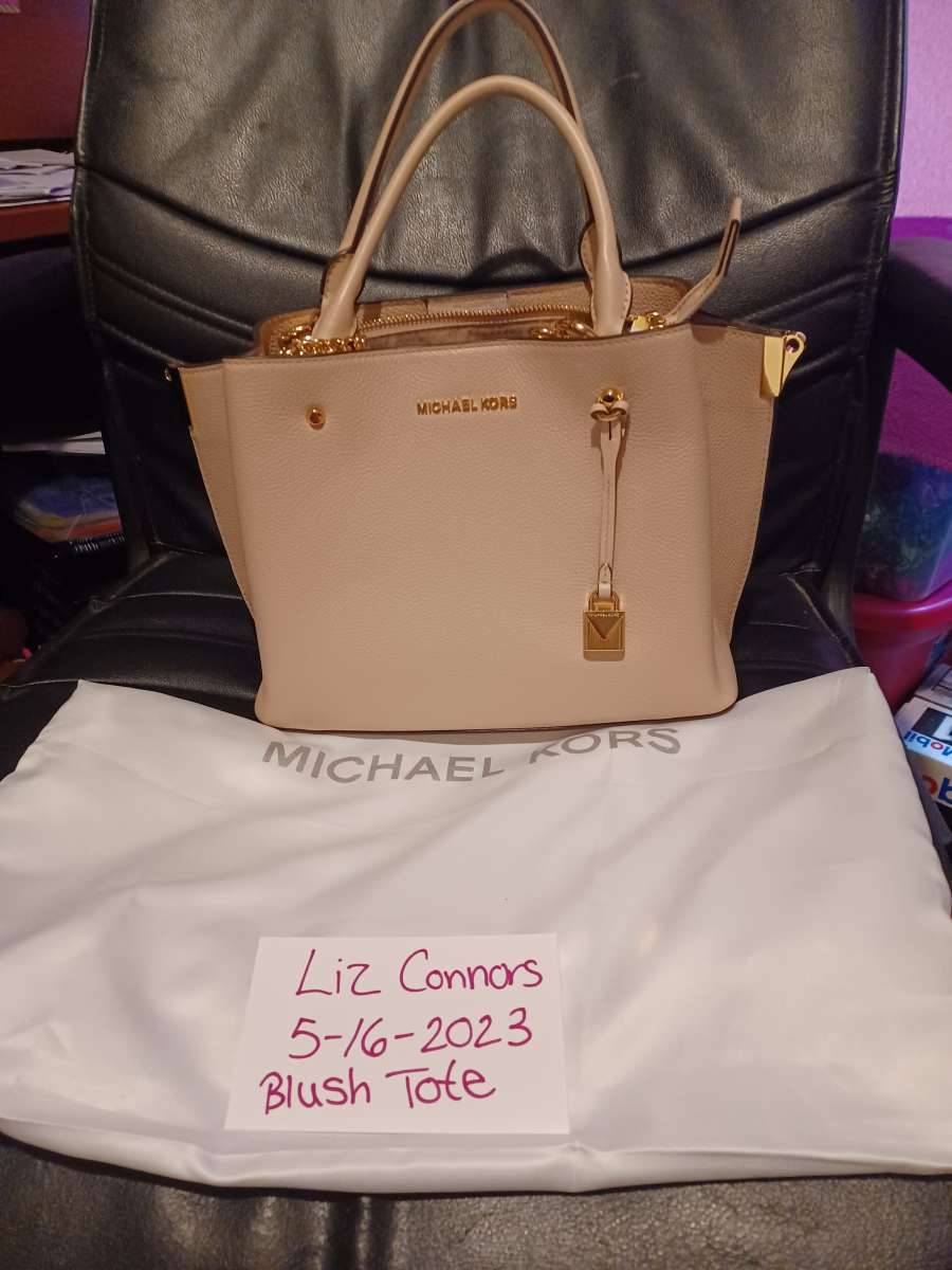 Michael Kors Tote