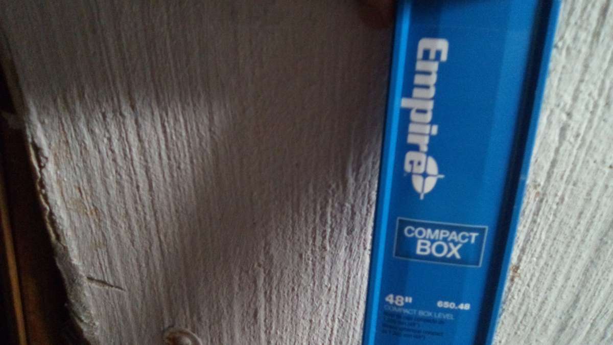 Empire Compact Level