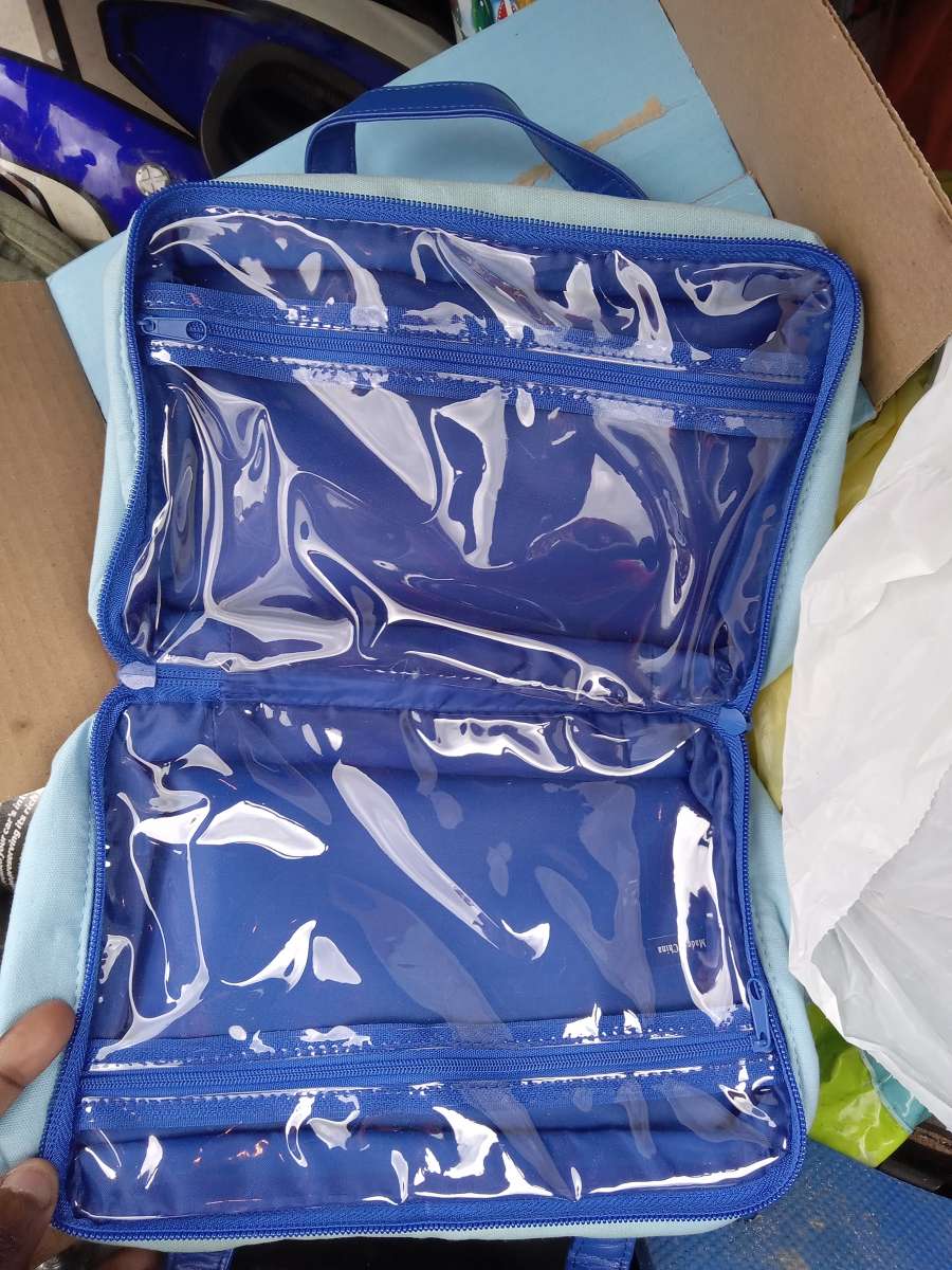 Cruise Make up bag
