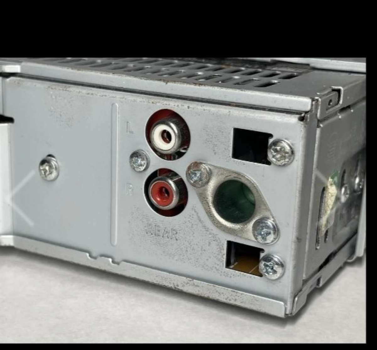 dual Xd 1228 car stereo with face