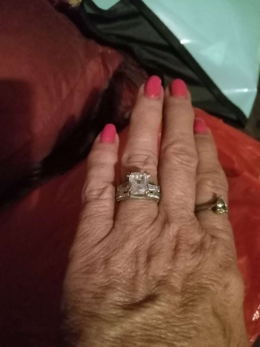 1ct cz engagement sz 7 big and pretty