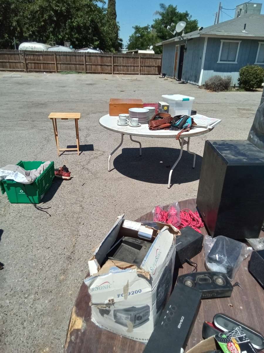 yard sell