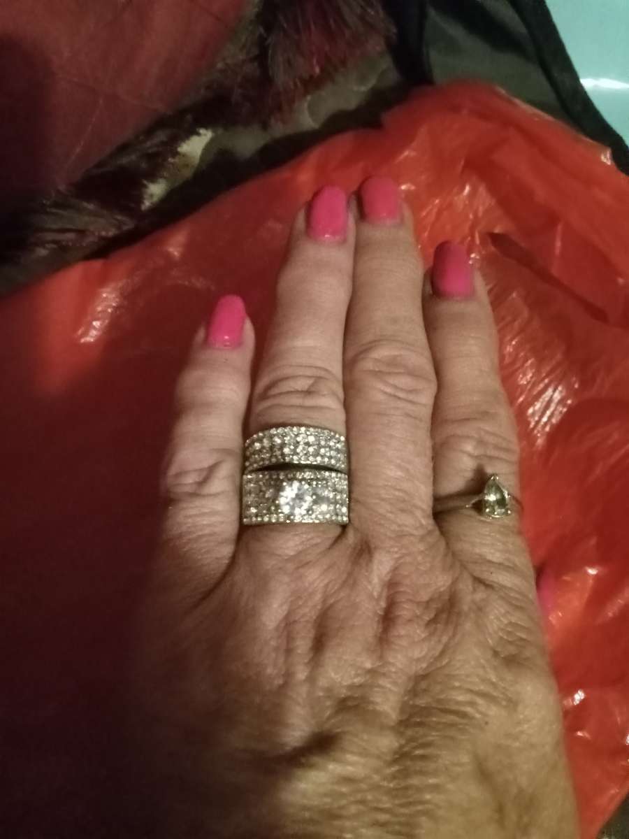 Silver ton wedding set cz sz7 Big and Pretty