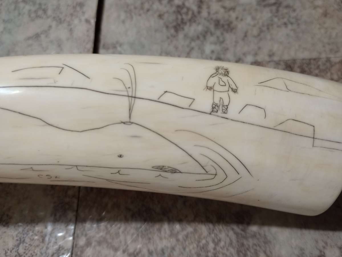 Authentic PreBan Alaskan Inuit Scrimshaw Handicraft Art