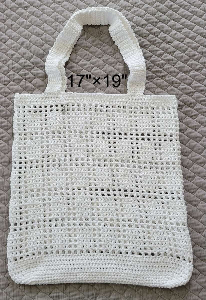 Tote bag