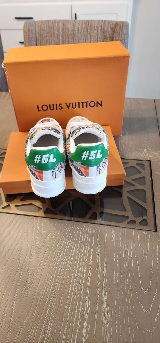 Louis Vuitton Sneakers