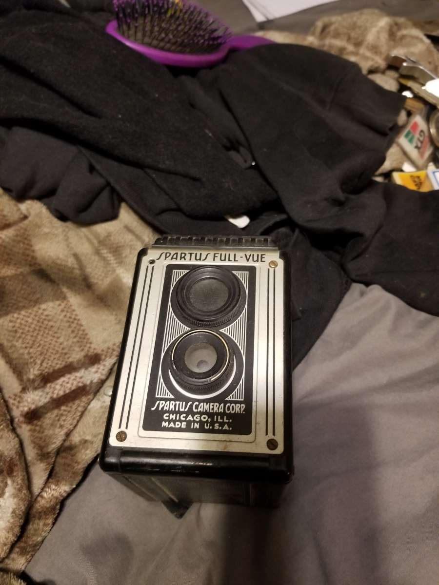 Vintage Spartus 1948 Film Camera full vue