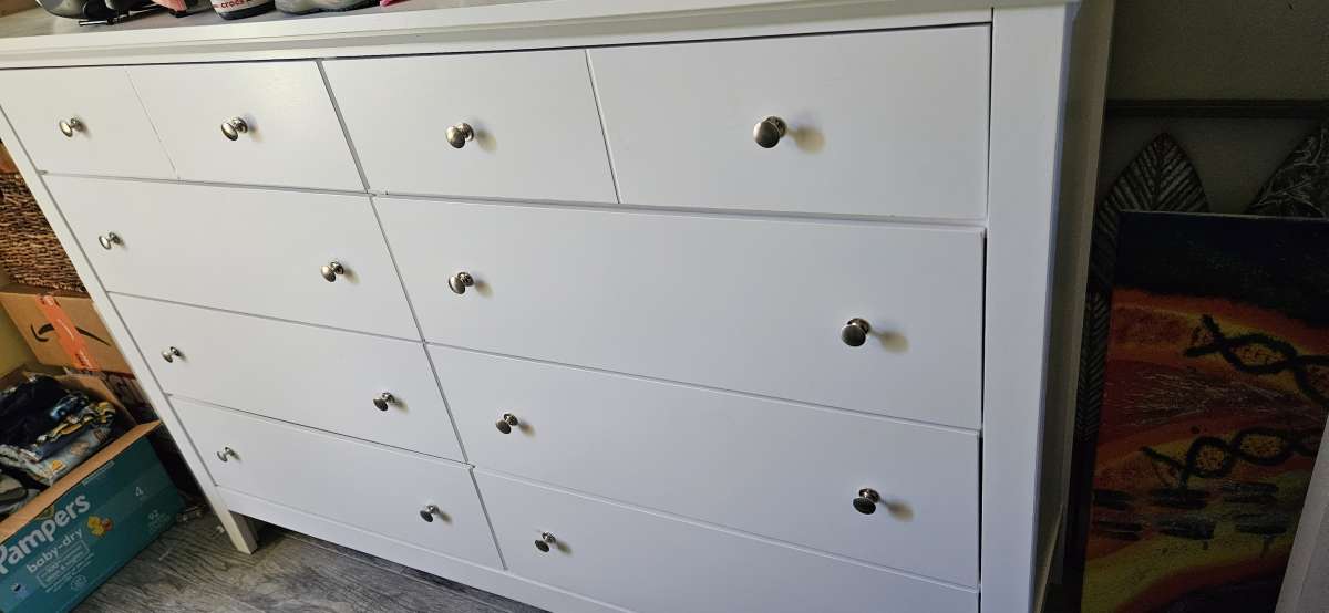 double size bed 2 nightstands dresser mirror