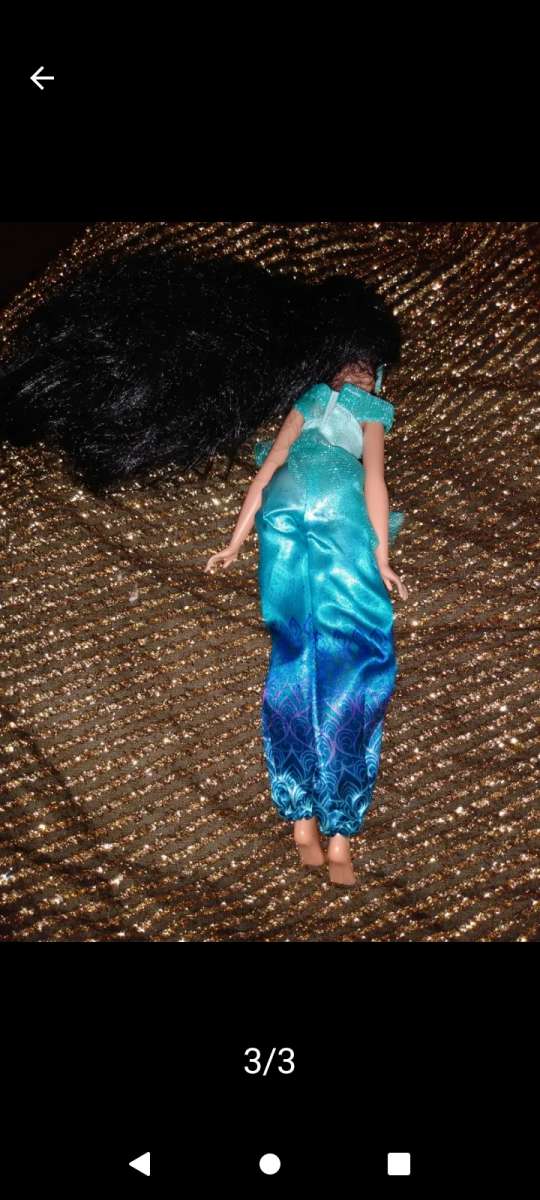princess Jasmin Barbie doll