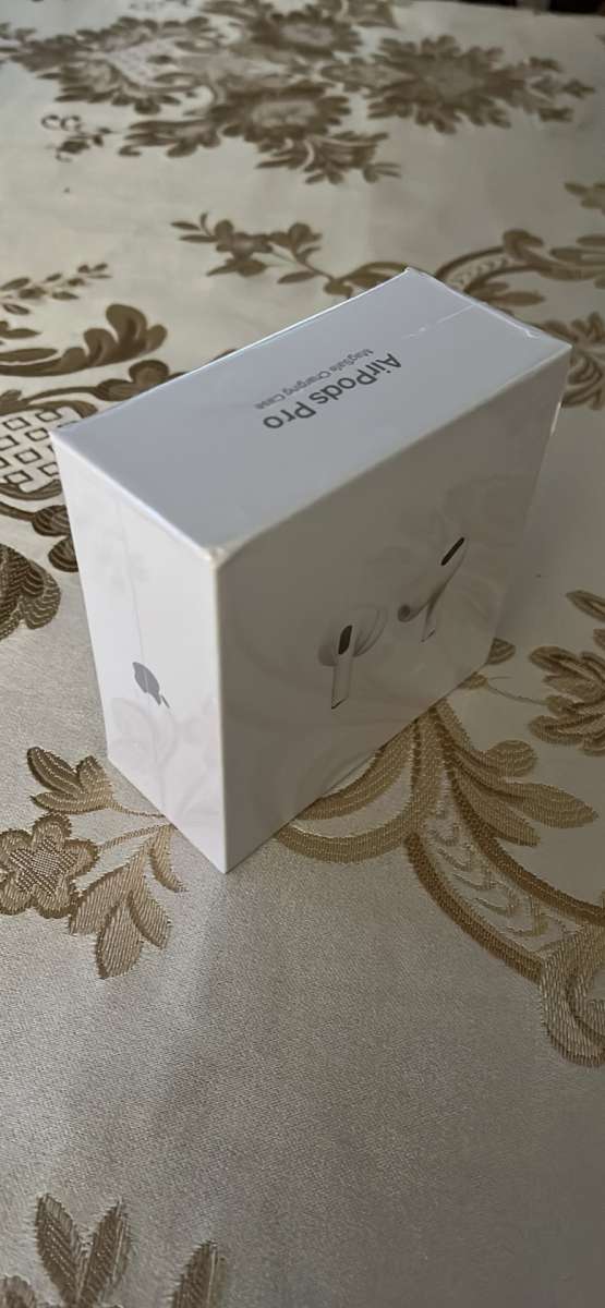 Apple AirPods Pro 2023